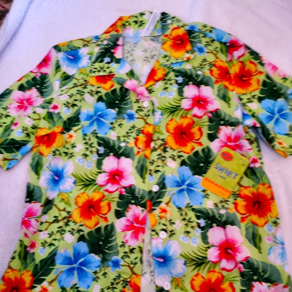 Hawaii shirt